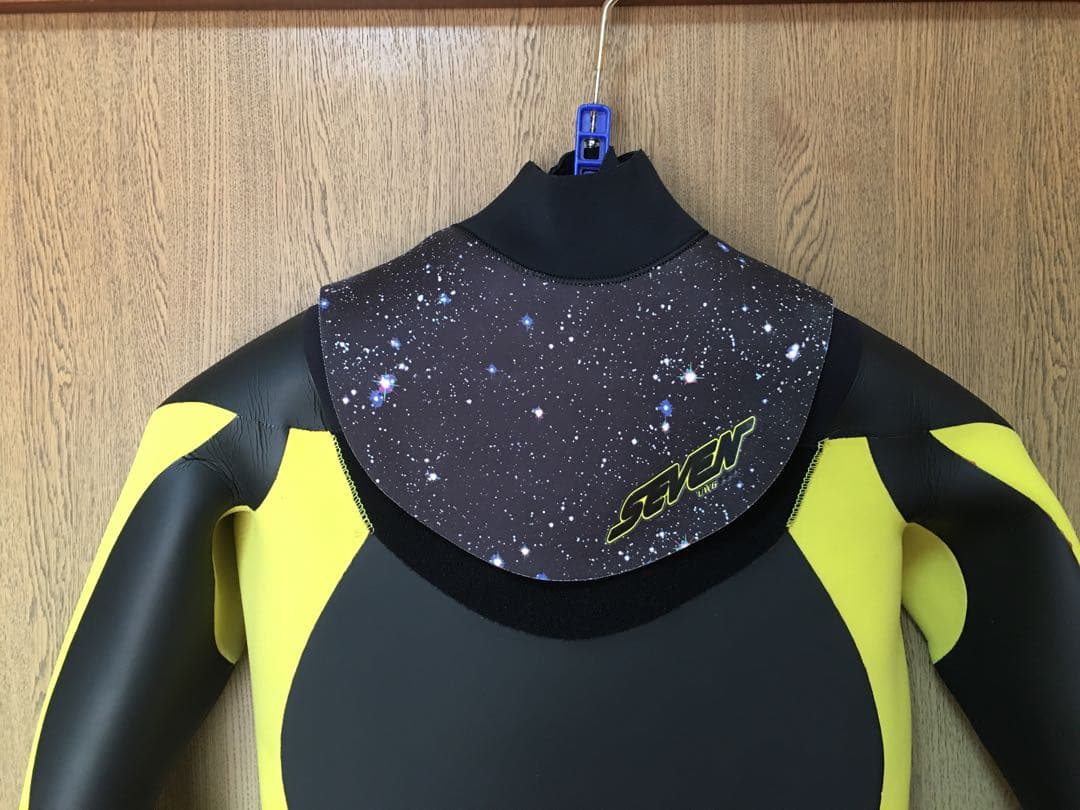 First come, first served! SEVEN Wetsuit Semi-Dry ML Size Equivalent
